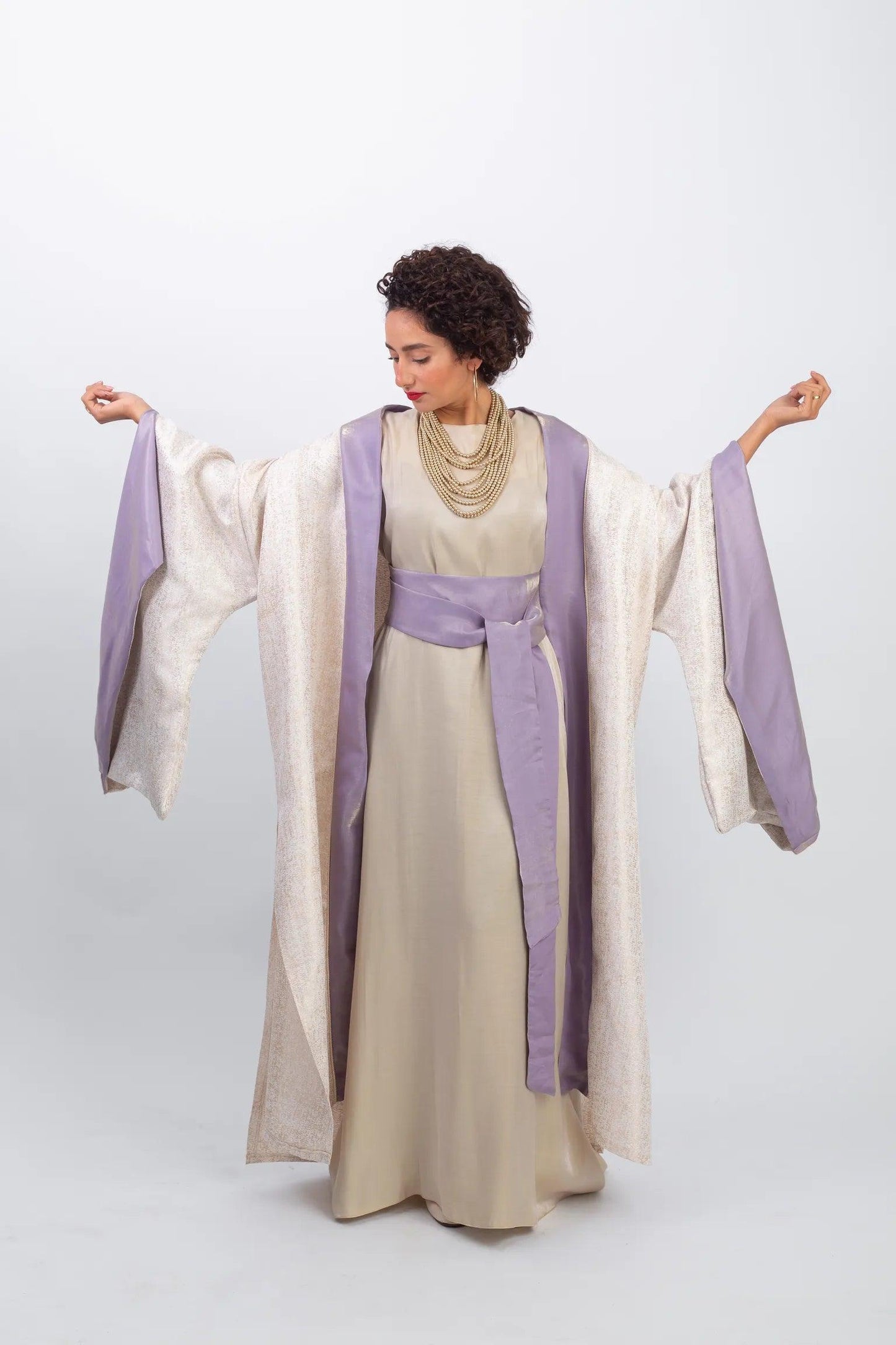 Classy kaftan in delightful colors with belt - Bisht Couture
