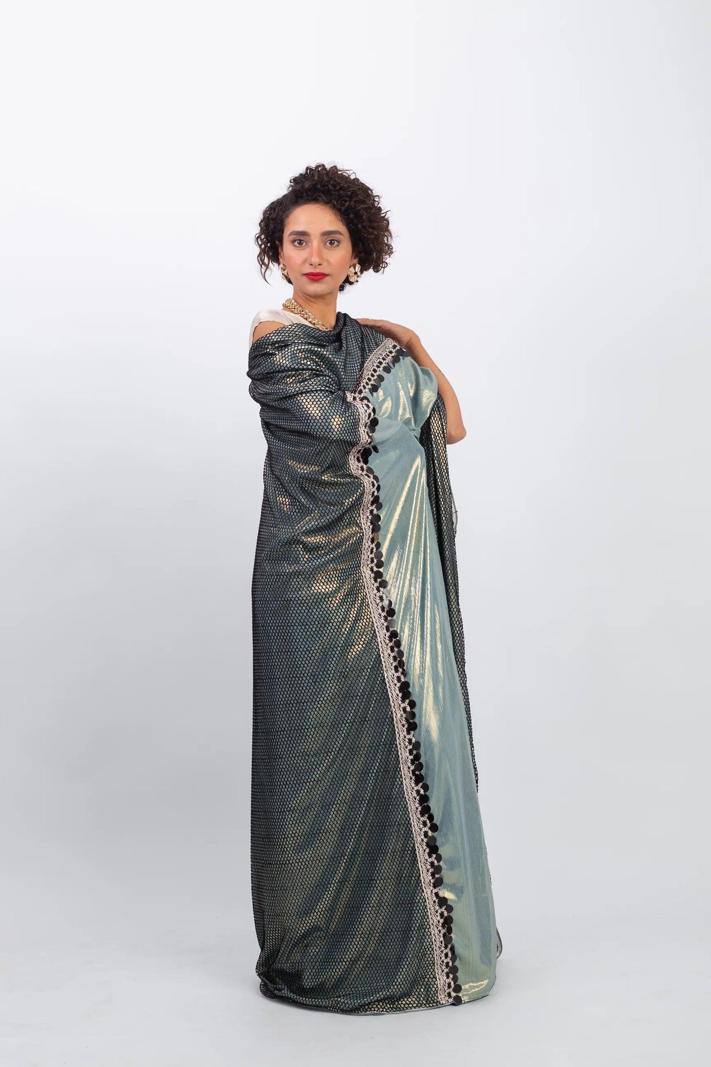 Special kaftan with oriental touch - Bisht Couture