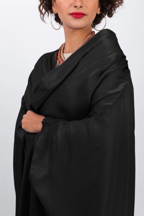 Sleek Kaftan in charming color for everywhere